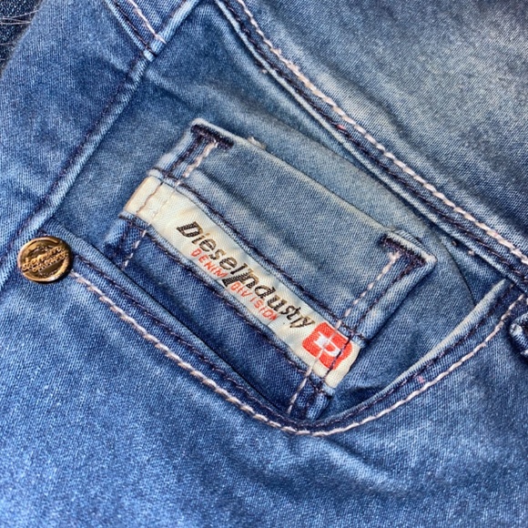 Diesel Industry 28” Waist X 26” Inseam Dark Wash Stretch Skinny Jeans - Picture 9 of 13